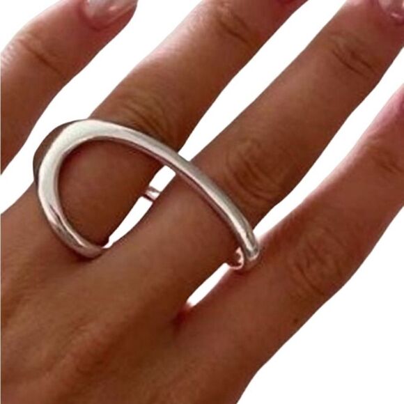 Last one!! The Nike Ring two finger ring in 925 - Picture 1 of 11